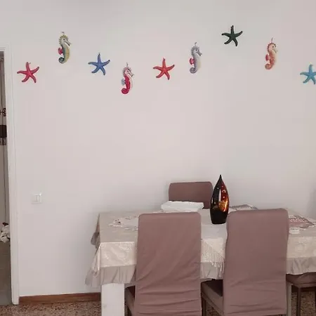 Casa Ilanfra - Gabbiano, Farfalla E Stella Marina *