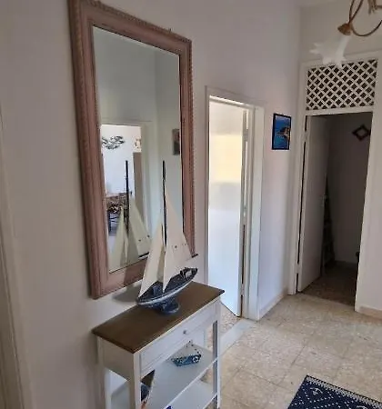Casa Ilanfra - Gabbiano, Farfalla E Stella Marina Daire *