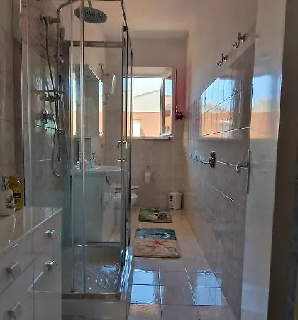 Casa Ilanfra - Gabbiano, Farfalla E Stella Marina *